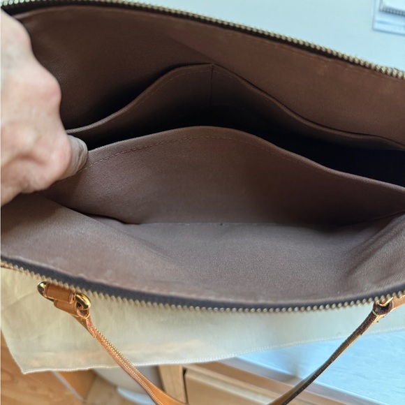 Authentic Louis Vuitton Totally MM Bag Great condition SD4181 (2011). It’s REAL - Picture 9 of 11